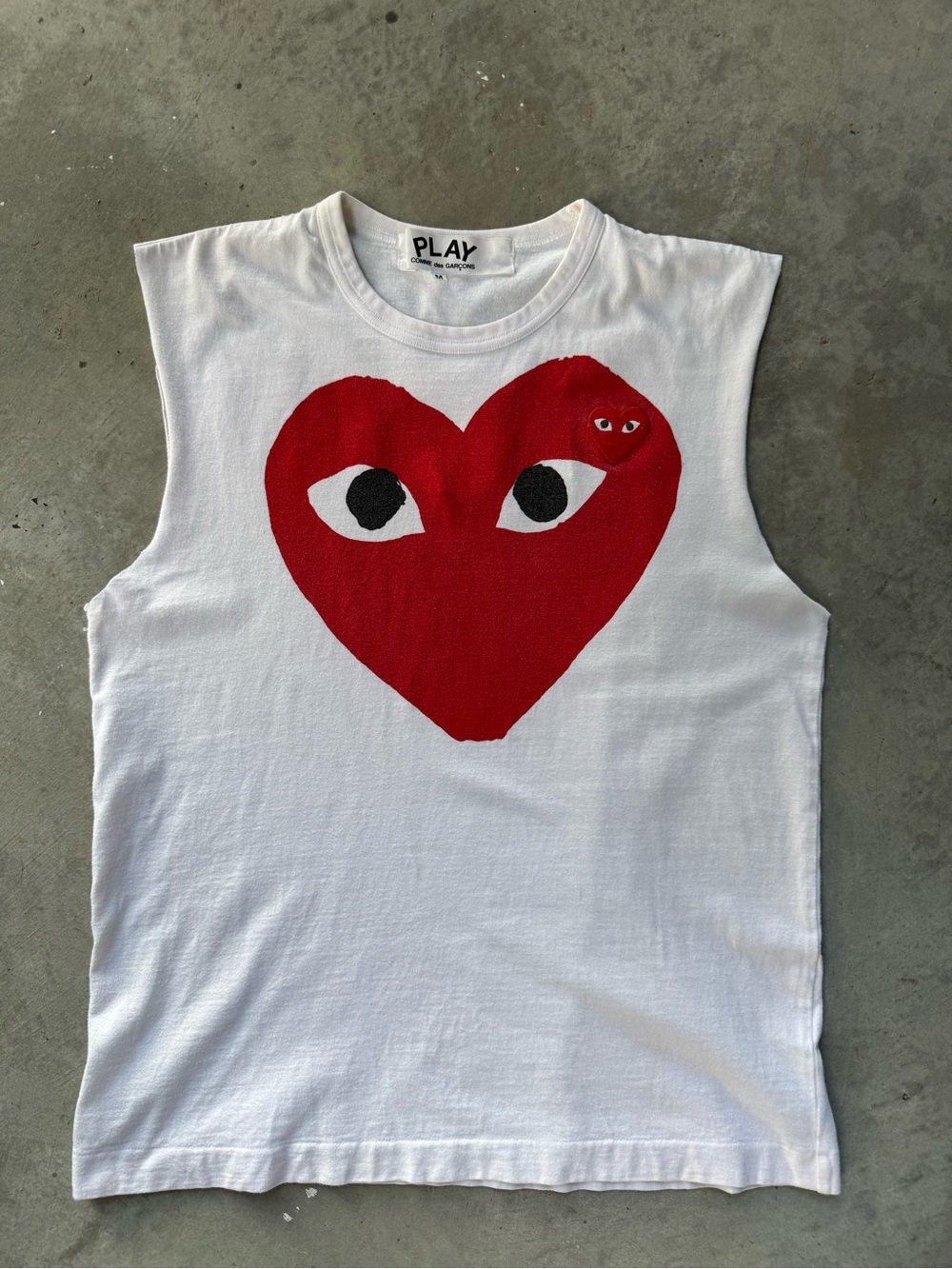 Designer Comme des Garçons PLAY White Sleeveless Tee with Red Heart